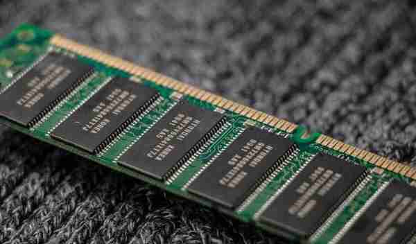 DDR3和DDR4内存：兼容性问题，如何正确选择？