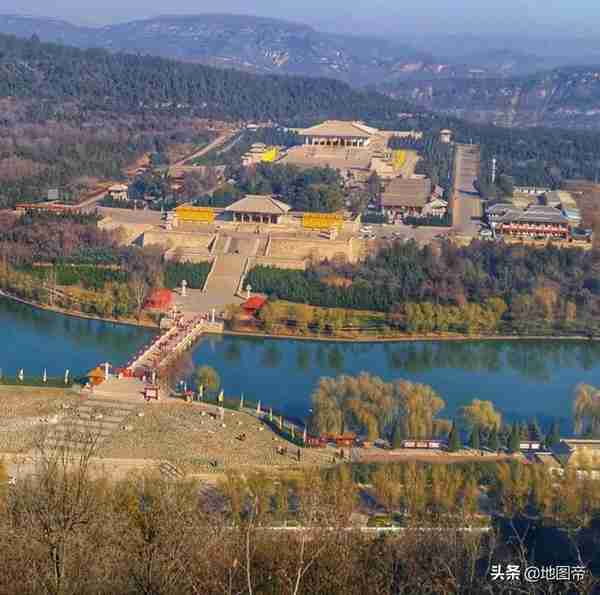 我家住在黄土高坡，黄土高原有多大多高？