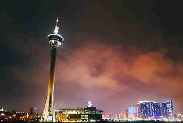 珠澳海湾夜游，领略不一样的璀璨夜景