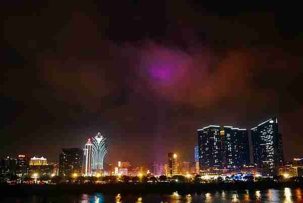 珠澳海湾夜游，领略不一样的璀璨夜景