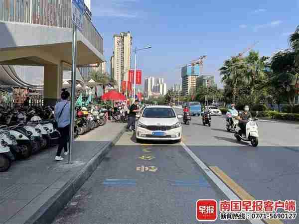 快上快下，南宁这9个路段新推出免费停车泊位，限时3分钟