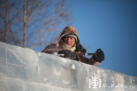 “冒白烟”了！神州北极漠河 迎来-42.2℃低温