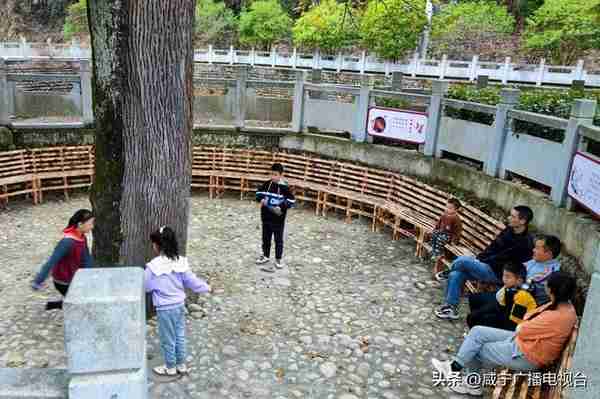 通山九宫山镇横石村：父老乡亲齐上阵 美丽乡村日日新